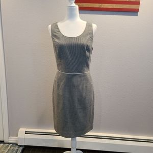 The Limited sz 10 blk/wht dress w Pockets